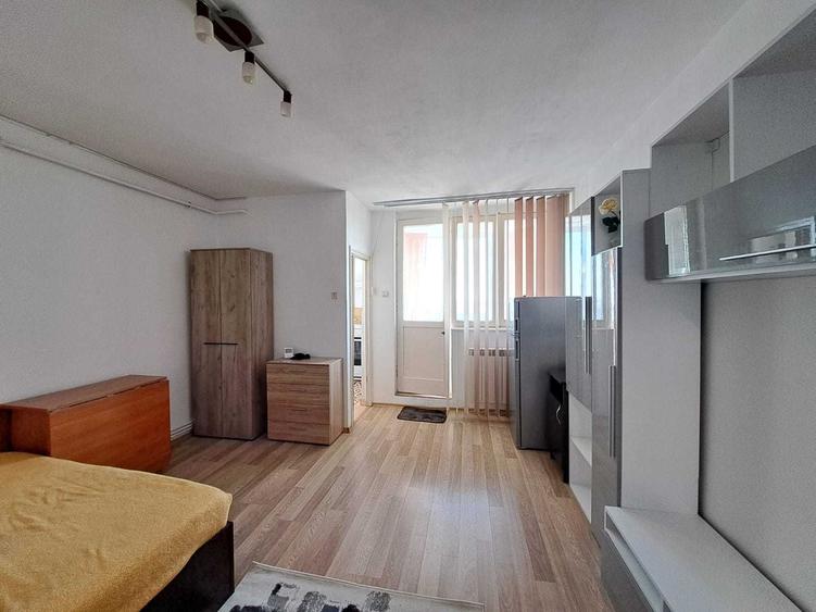 Garsoniera Tatarasi Vasile Lupu (Flora), centrala, mobilata, 55900 eur - 5