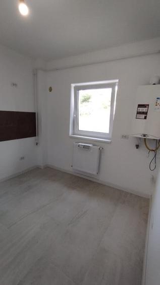 Apartament cu 3 camere decomandat în Păcurari