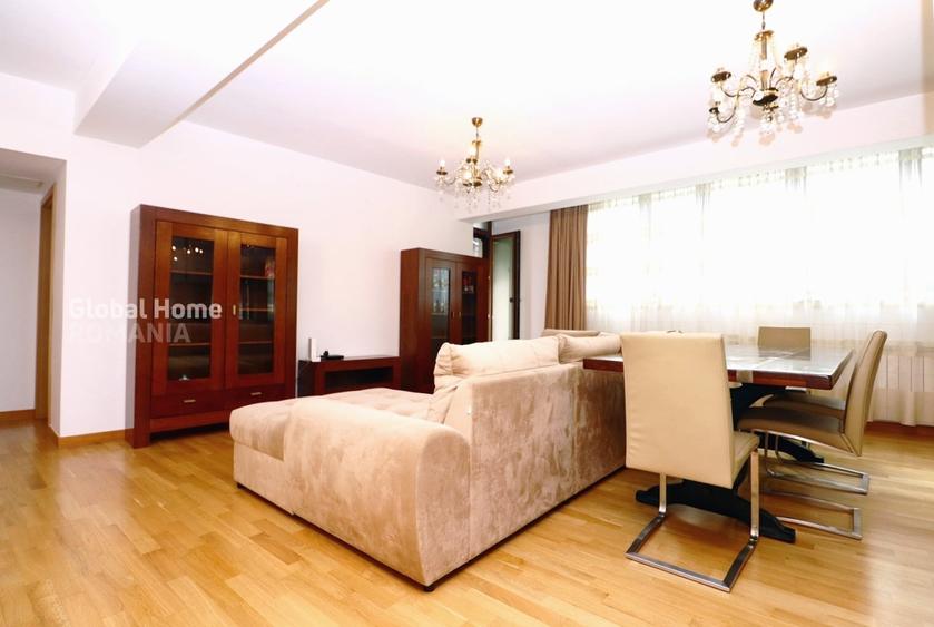 Apartament cu 3 camere decomandat în Arcul de Triumf