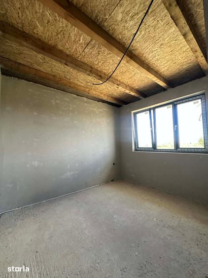 Casă cu 4 camere decomandat cu Teren 525 Mp în Central