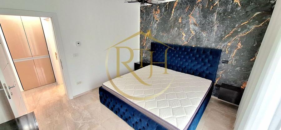 Apartament cu 3 camere semidecomandat, mobilat în Braytim