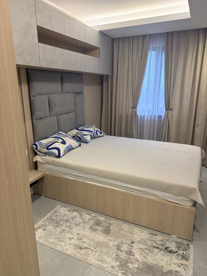 Inchiriez apartament 3 camere - 8