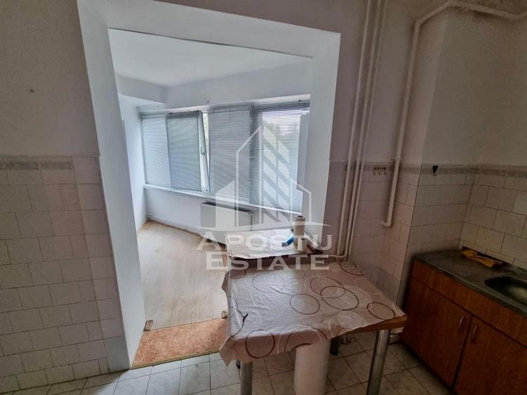 Apartament 2 camere, etaj 1,centrala proprie, zona Saguna - 11