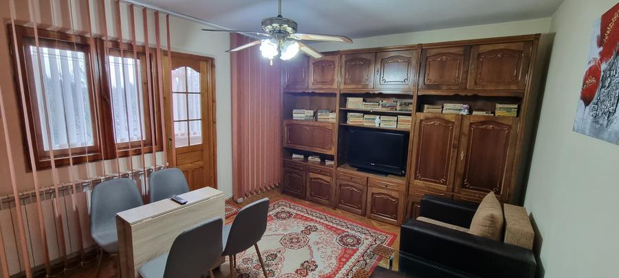 De inchiriat in Botosani!Apartament 3 camere Parc Eminescu - 1