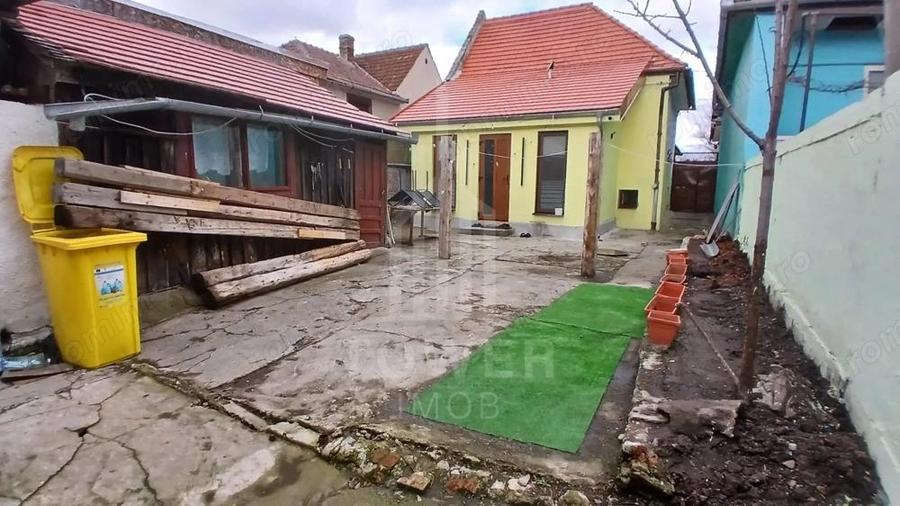 Casa Individuala in Zona Centrala | Curte Proprie - 26