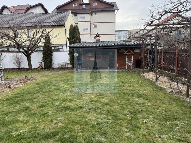 Casa/Villa 7 camere, singur in curte - zona Tractorul/Brasov - 7