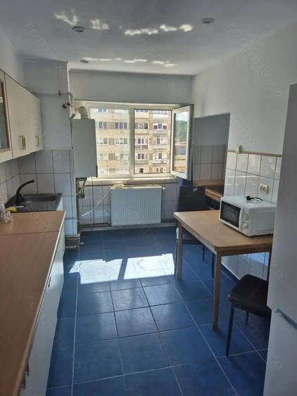 Vand apartament camere decomandat - 3