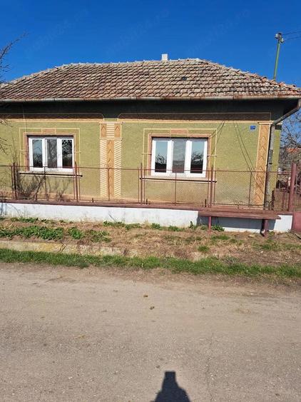 Casa 3 camere de vanzare in Andrid , 14 ARI , un nivel , 22.000 euro neg. - 1