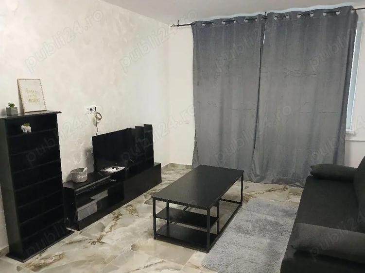 Inchiriez garsoniera decomandata - 3