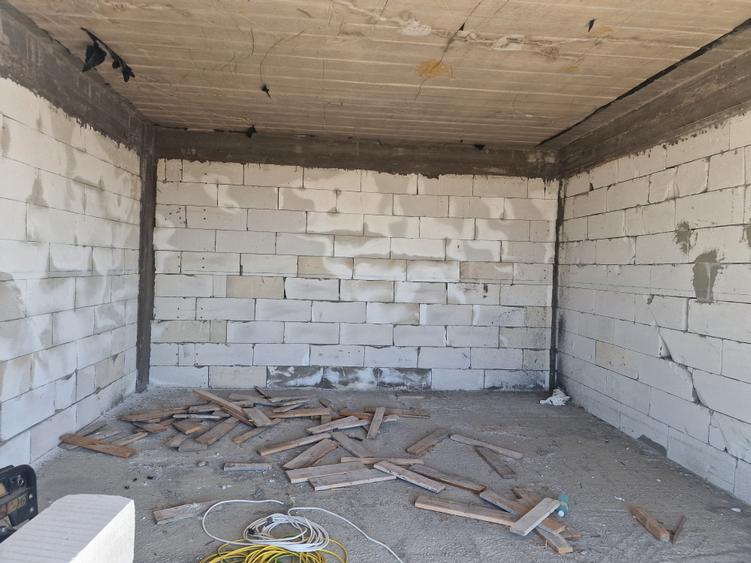 Midia Sat - Constructie S+P+1 la Rosu cu teren propietate - 148.000euro - 12