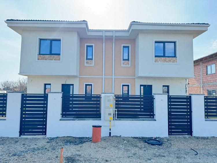 Duplex Mosnita 4 camere 2 bai Asfalt Toate utilitatile - 1
