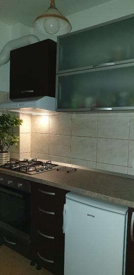 Particular ofer spre inchiriere garsoniera zona Titan, Potcoava - 6