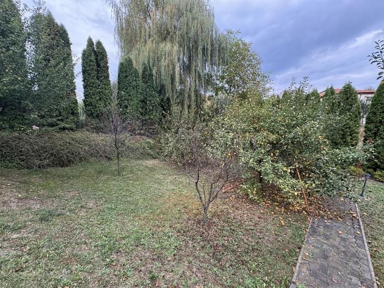 Vila individuală de v&acirc;nzare &icirc;n Livezeni, la doi pași de T&acirc;rgu Mureș | Comision 0 - 34