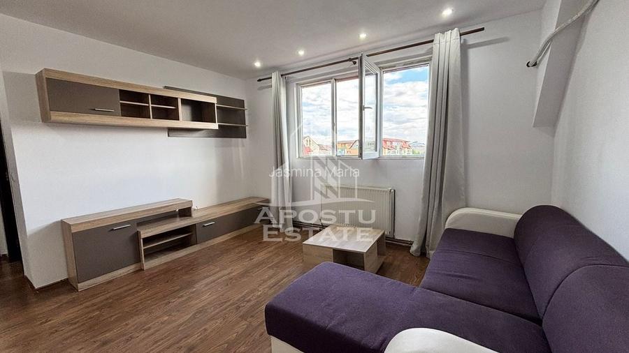 Apartament cu 3 camere decomandat, mobilat în Girocului