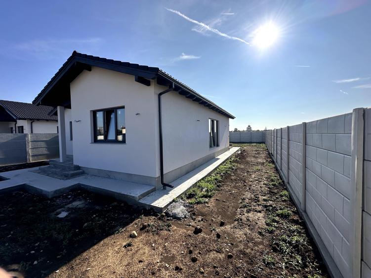 Bocalin Home vinde casa la cheie (Gard Inclus) - 1