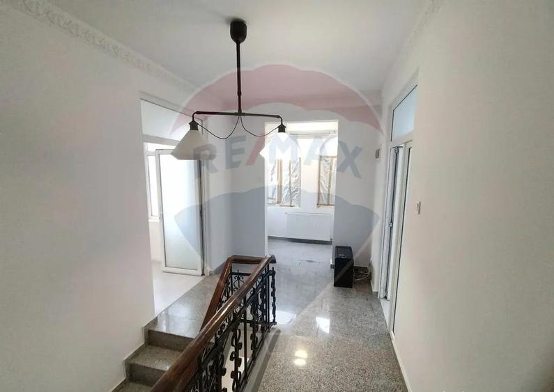 Spa?iu de birouri central - Vila 323 mp - Ideal sediu f... - 10