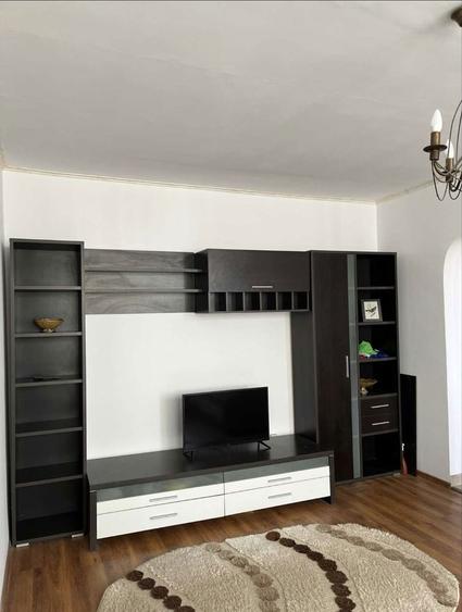 Inchiriez Apartament Pe Termen Lung Zona Spitalul Judetean - 2