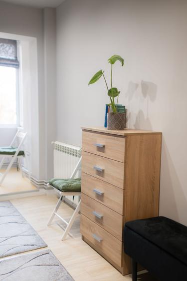 de inchiriat apartament cu 3 camere - 3