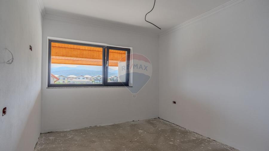 Casa moderna, la cheie, in Cristian - Str. Carpati - 11