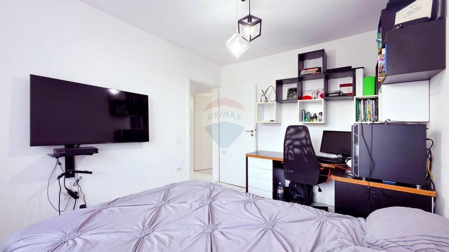 Vila 4 camere | Teren 251 mp | 2 parcari | 10 min Metrou - 28