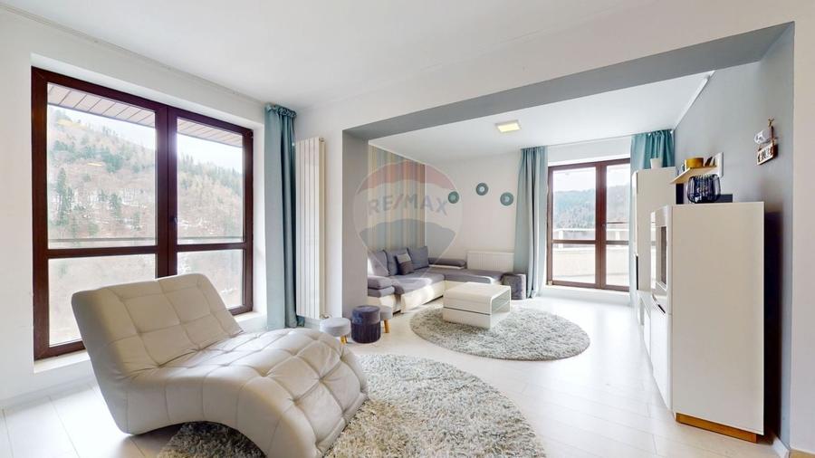 Răsărit peste Bucegi – Apartament spectaculos în Sinaia I Clasificat - 2