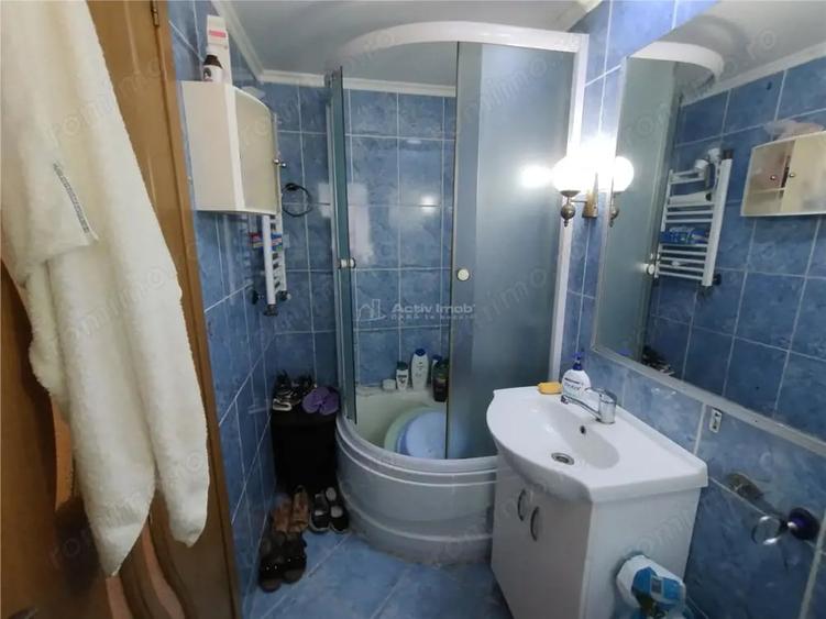 Casă cu Teren 1151 Mp în Oravița