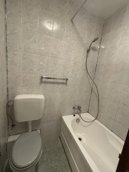 De inchiriat apartament cu 3 camere , Rin Grand Vitan sector3 - 8