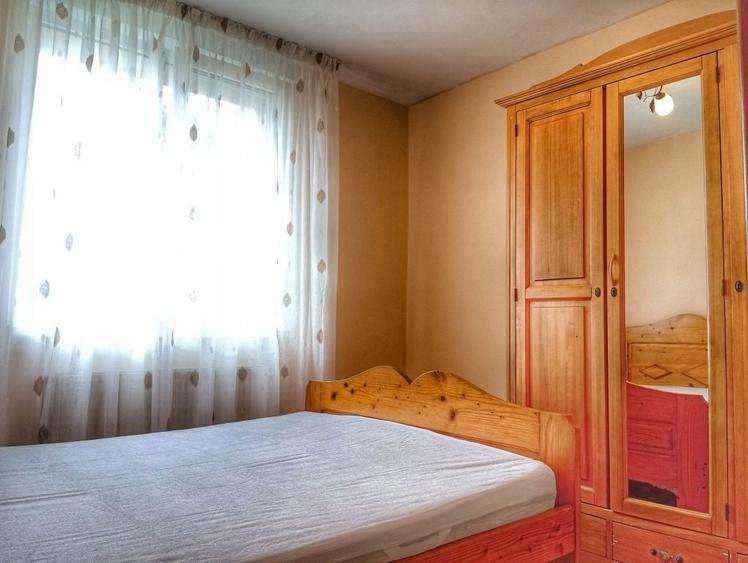 Inchiriez apartament cu doua camere - 1