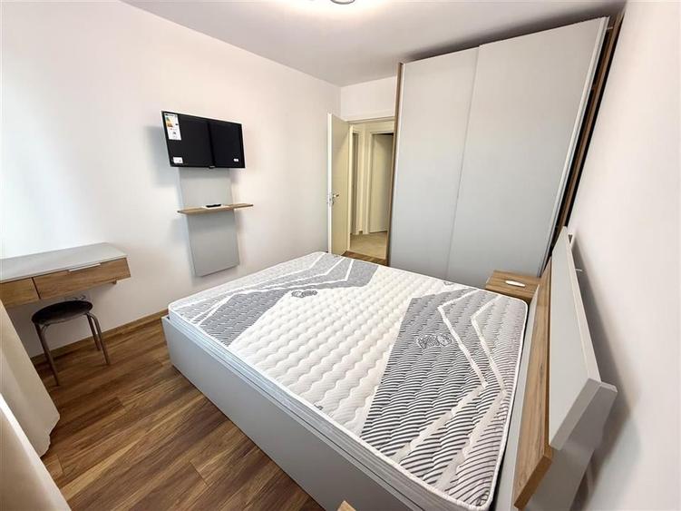 Apartament 3 camere / Parcare subterana/ Zona Coresi - 6