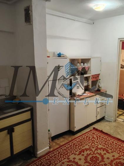 Apartament cu 3 camere, mobilat în Central