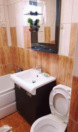 Apartament cu 3 camere decomandat, mobilat în Inel II