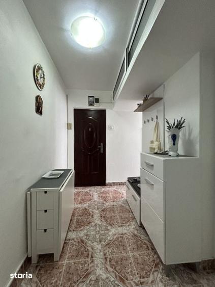 Apartament cu 2 camere nedecomandat, mobilat în Soarelui