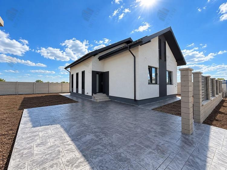 Casă individuală cu 4 camere cu Teren 410 Mp în Berceni