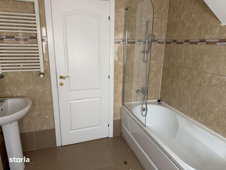 Casă cu 4 camere cu Teren 450 Mp în Nord