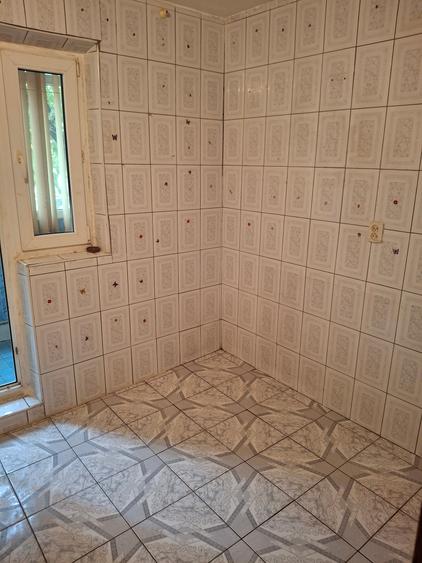 Apartament cu 2 camere decomandat în Crângași