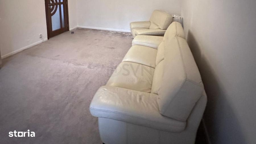 Apartament cu 4 camere decomandat în Aviației