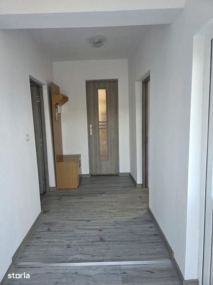 Casă cu 2 camere cu Teren 1300 Mp în Davidești