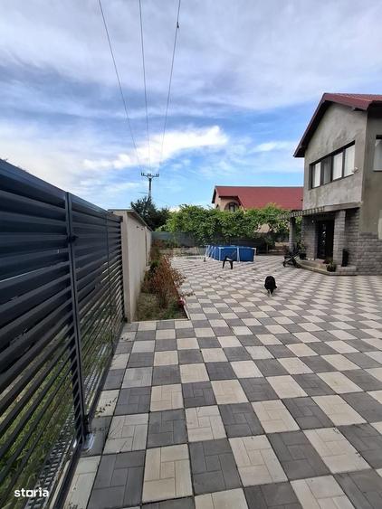 Casă cu 4 camere cu Teren 500 Mp în Milcovul