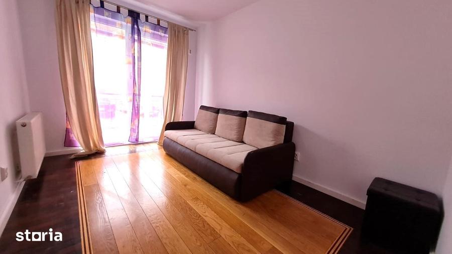 Apartament cu 3 camere decomandat în Lazaret