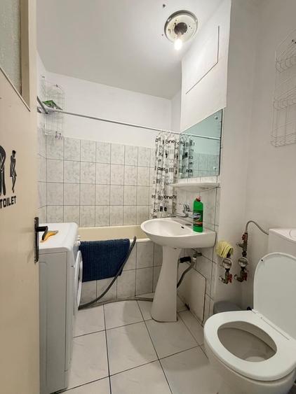 Garsonieră semidecomandată în Titan