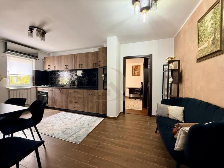 Apartament cu 2 camere decomandat în Centru Civic