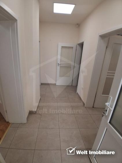 Birou, de 73 mp, în Central