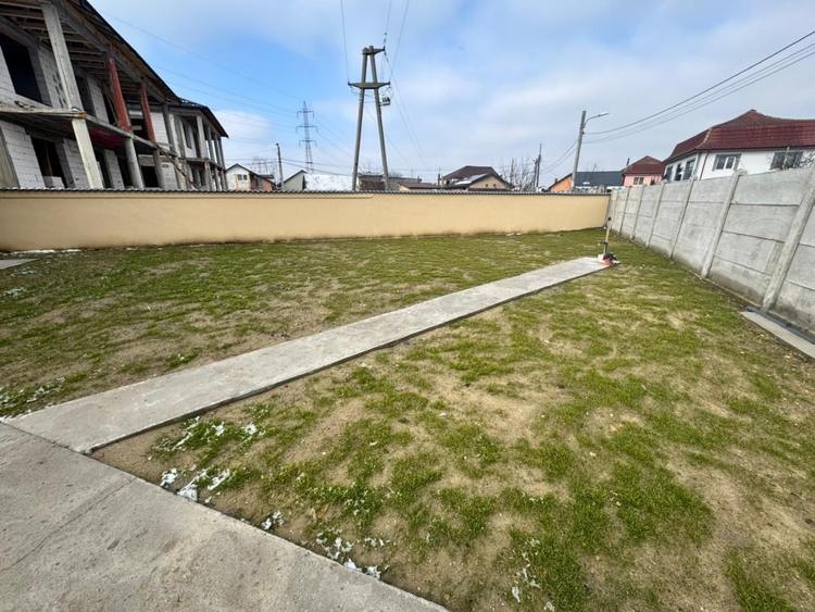 Casă individuală cu 5 camere cu Canalizare în Lascăr Catargiu