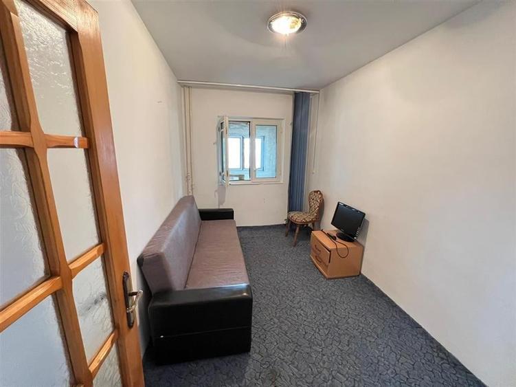 Apartament  3 camere + extindere zona Independentei - 10