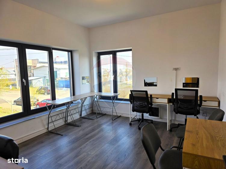 Casa / Vila din 2024 de vanzare in zona Micro 14 - 4