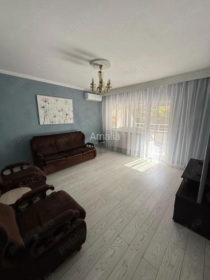 Inchiriez apartament ultracentral 2 camere decomandate Inchiriez apartament ultracentral 2 camere decomandate