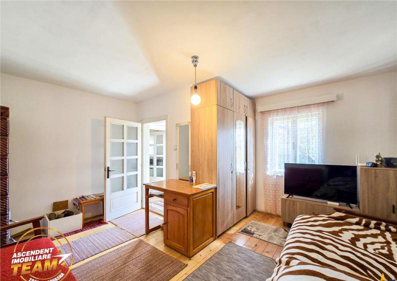 Proprietate autentica spatiu gospodaresc,1800mp,Araci,Covasn - 11