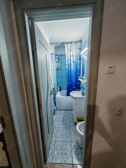 Inchiriez apartament 2 camere la parter in Campina - 1