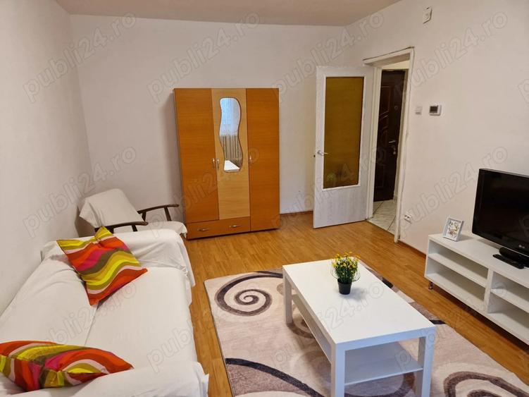 Inchiriere apartament 3 camere - 9