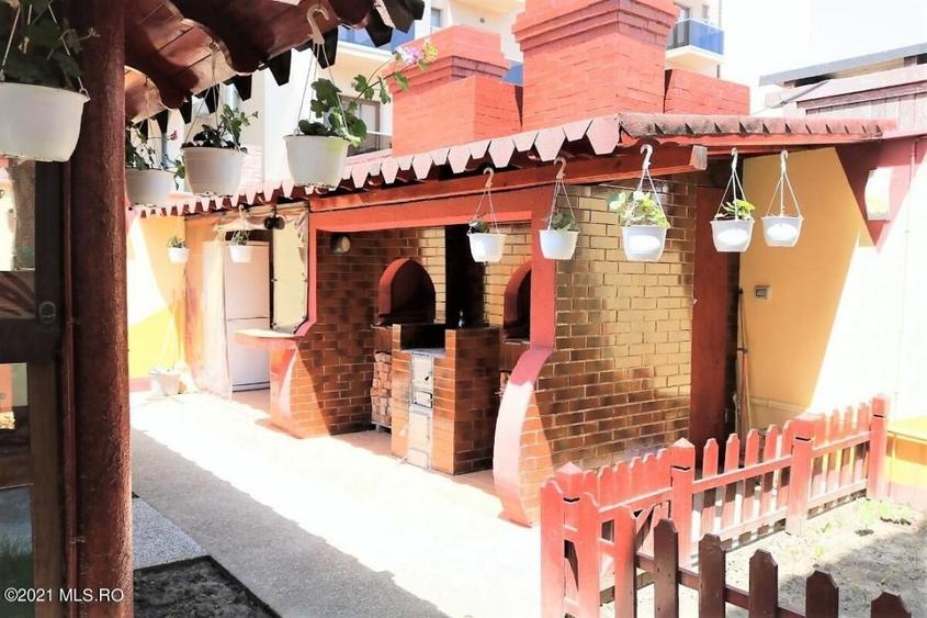 Mamaia Nord - Langa Mare, pensiune la cheie, 11 camere, 9 bai! - 34